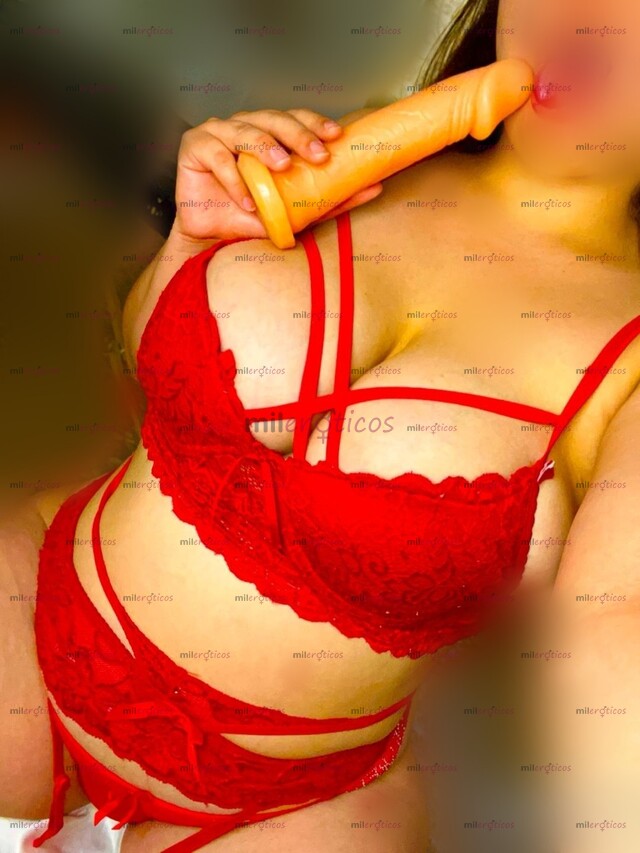 FOTOS DE MIA CACHONDA CHICHONA DISFRUTA DE MIS BUBIS 36DD