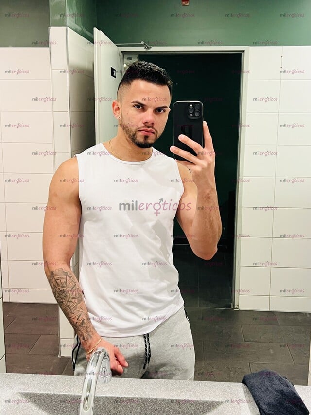 FOTOS DE COLOMBIANO XL DE VISITA SÚPER MORBOSO Y SERIO, ME GUSTAN DE TODO