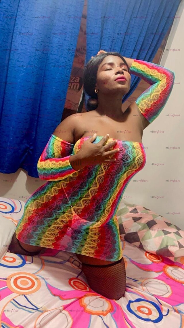 FOTOS DE MORENITA FULL COMPLACIENTE COM GANAS DE MAMARLO DURO Y SU ABE