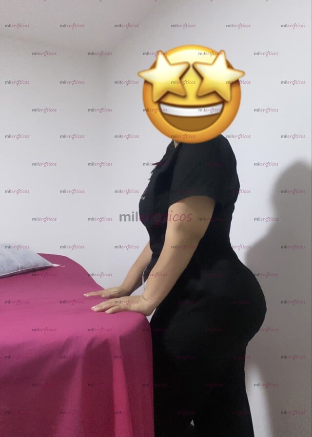FOTOS DE FISIOTERAPEUTA Y ESTETICISTA LISTA PARA BRINDAR UNA BUEN CALIDAD DE TERAPIA