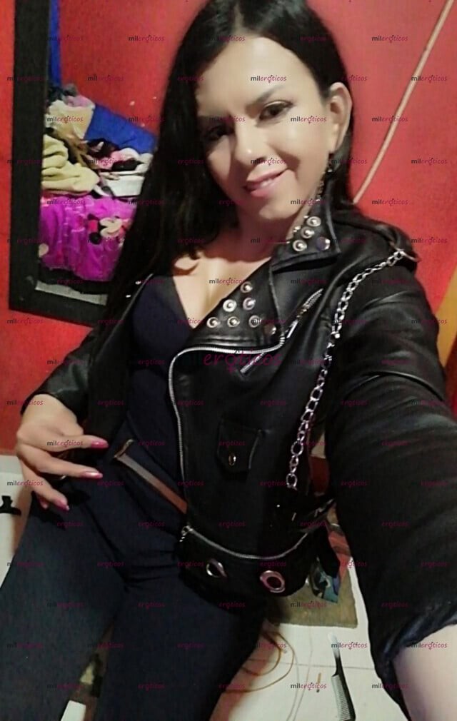 FOTOS DE NUEVA ACTIVA LECHERA BESO NEGRO PERVERSA GLAMUR Y BELLEZA