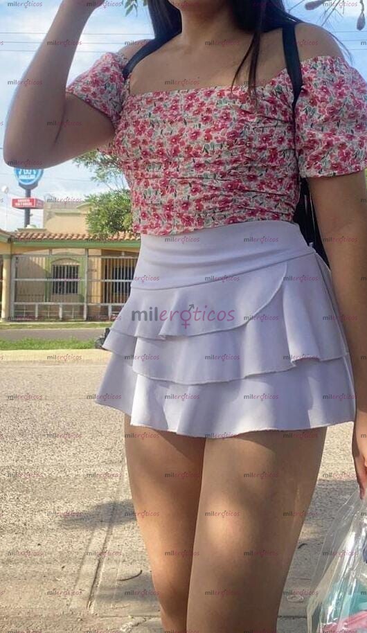 FOTOS DE SOY MUY CALIENTE Y COMPLACIENTE CON SOLO 18 AÑOS NO TE ARREPENTIRÁS!!!