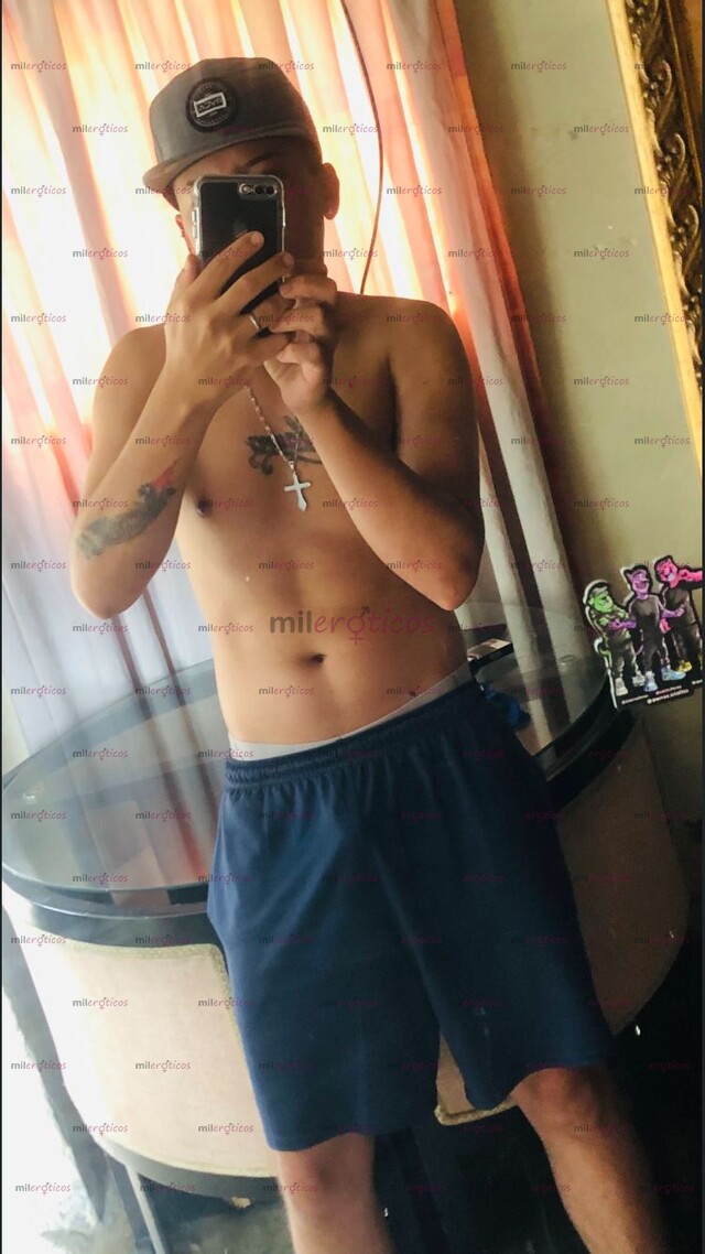 FOTOS DE SOLO DOMICILIOS, CHICO DE 23 AÑOS, DISCRETO Y DESCOMPLICADO. MORBOSO Y CALIENTE