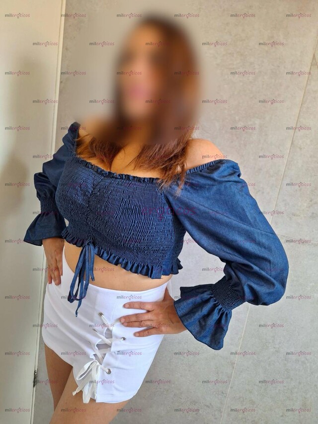 FOTOS DE MELANIE CHICA GUAPA LINDO CUERPO ATREVIDA COMPLACIENDOTE