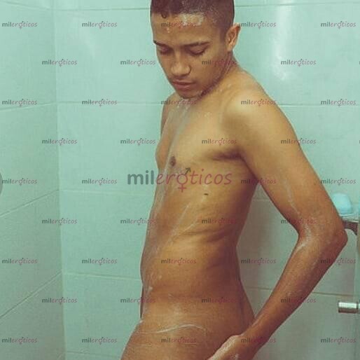 FOTOS DE SOY UN CHICO UNIVERSITARIO ,DISPUESTO HACERTE PASAR UN MUY BUEN MOMENTO.