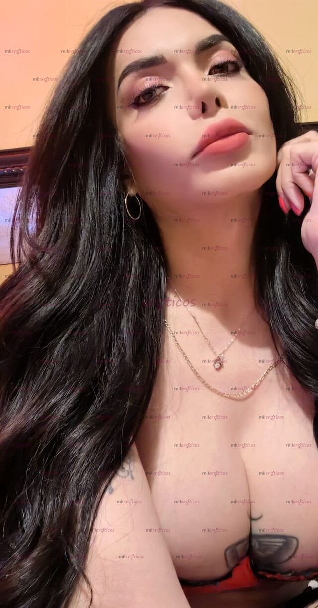 FOTOS DE CASSANDRA, LA MAS BELLA !!! NALGONA, TETONA, DOTADA SIMPLEMENTE LA MEJOR!!!