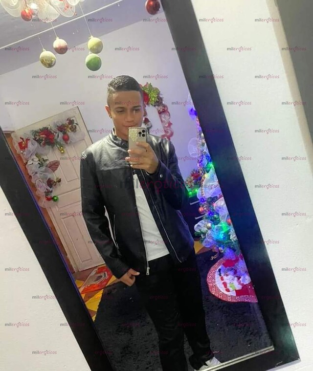 FOTOS DE SEXY MORENO , ARDIENTE DISPUESTO A COMPLACER TODAS TUS FANTASIAS SEXUALES.