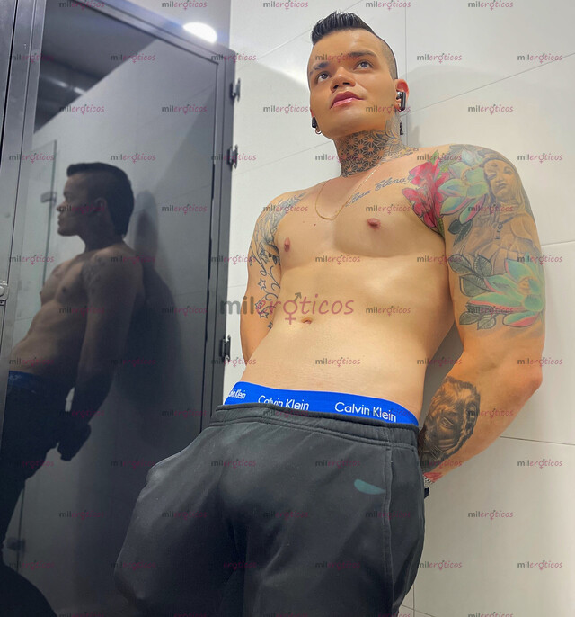 FOTOS DE TALADRO CULOS, TATUADO TALLADOR, COMPLACIENTE LLUVIA BLANCA