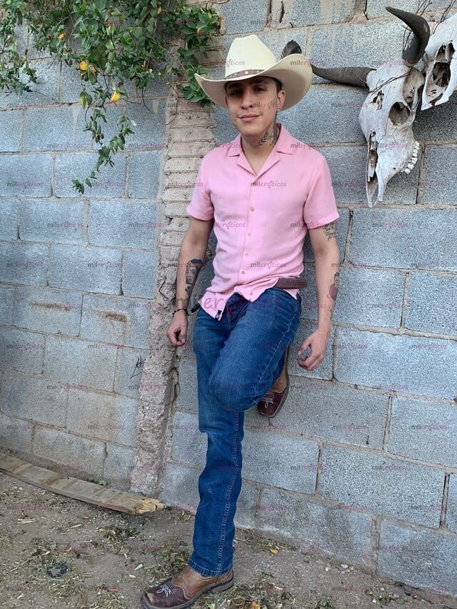 FOTOS DE DISPONIBLE DISPONIBLE CON LUGAR CÓMODO Y DISCRETO ACTIVO O PASIVO DISPONIBLE
