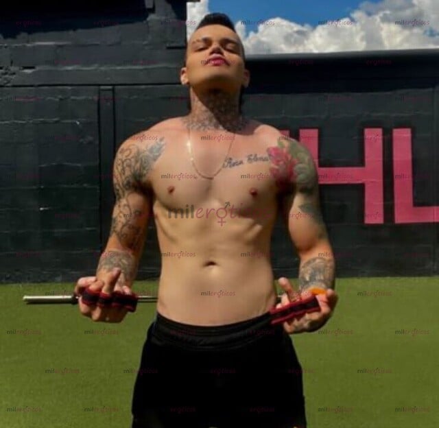 FOTOS DE MACHO TATUADO, DOBLEGACION DE MENTES FULL MORBO CUERPO HA CUERPO