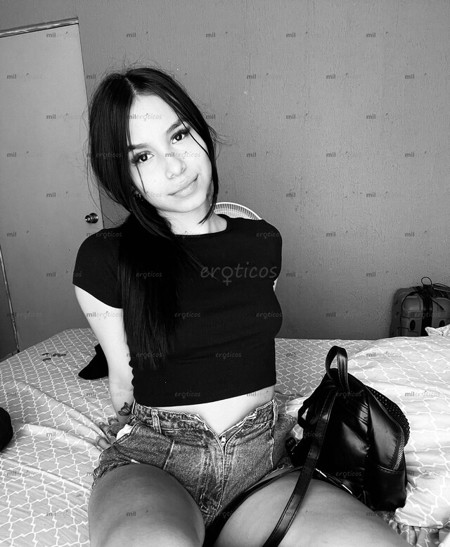 FOTOS DE MOR SOY UNA COLOMBIANA PETIT RECIÉN LLEGADA LISTA PARA COMPLACERTE