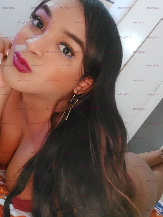 FOTOS DE PAOLA CON UN LO EXTRECHO LISTO PARA Q ME LO PARTAS Y ME LLENES D TU RICA LECHE