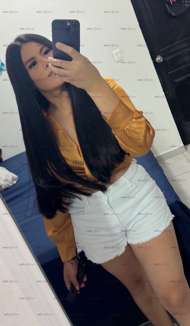 FOTOS DE LA MÁS FEMENINA DEL PORTAL, DE VISITA ACTIVA O PASIVA