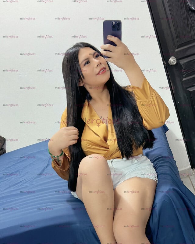 FOTOS DE LA MÁS FEMENINA DEL PORTAL, DE VISITA ACTIVA O PASIVA