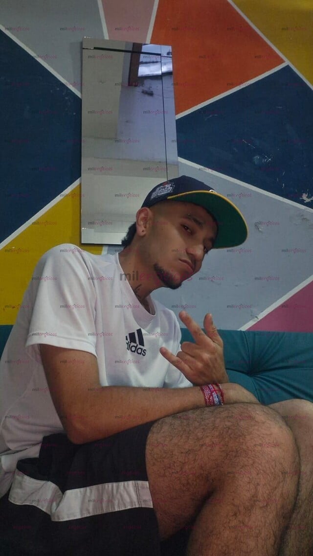 FOTOS DE PAIXA, VERGON, VELLUDO Y FETICHISTA. ME GUSTA DARTE PLACER HASTA SACIAR.