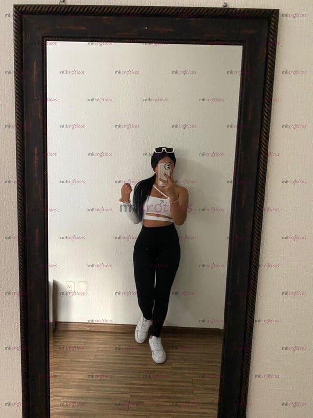FOTOS DE MORENITA DE CUERPO RICO SOY MUY LINDA Y FINA CUERPO RICO