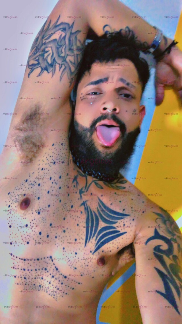 FOTOS DE MACHO DE BUENA VERGA Y BUEN CULO BUEN CUERPO VERSÁTIL