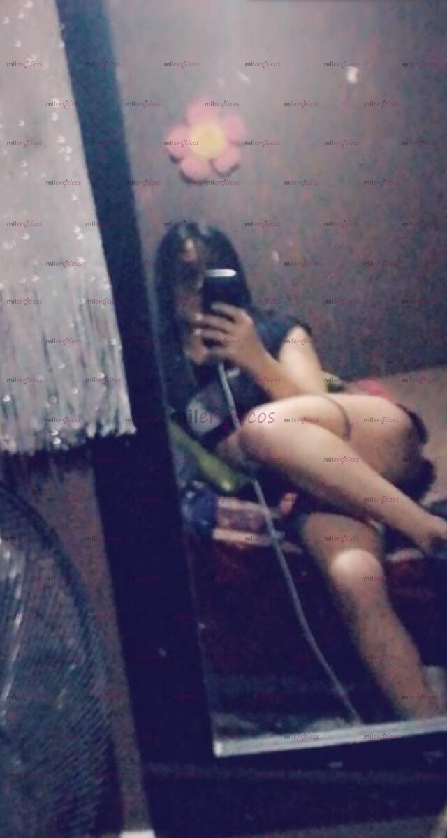 FOTOS DE CHICA TRANS BISEXUAL MUY COMPLACIENTE Y MUY OPEN MAYD