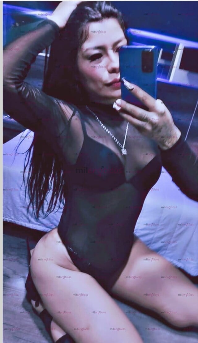 FOTOS DE SOY GOLOSA Y CACHONDA CON GANAS DE MUCHO SEXO Y VENIRME RICO PAPI