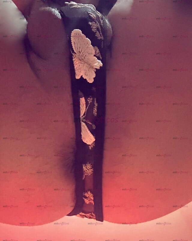FOTOS DE MUJER TRANS. PASIVA 100%. AMANTE DE DAR SEXO ORAL. CONTACTAME 3330168730