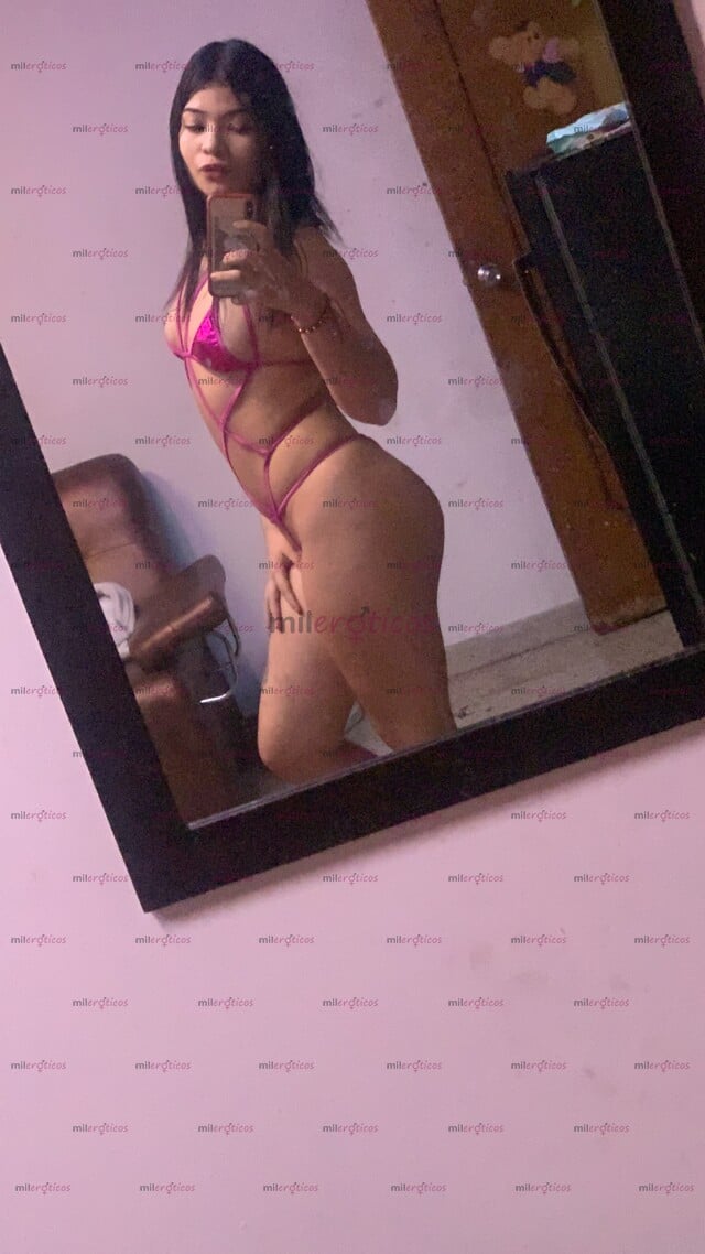 FOTOS DE SOY VALERY TENGO 18 AÑOS SOY NUEVA SOY SÚPER CARIÑOSA Y CON UNA CARA ANGELICAL