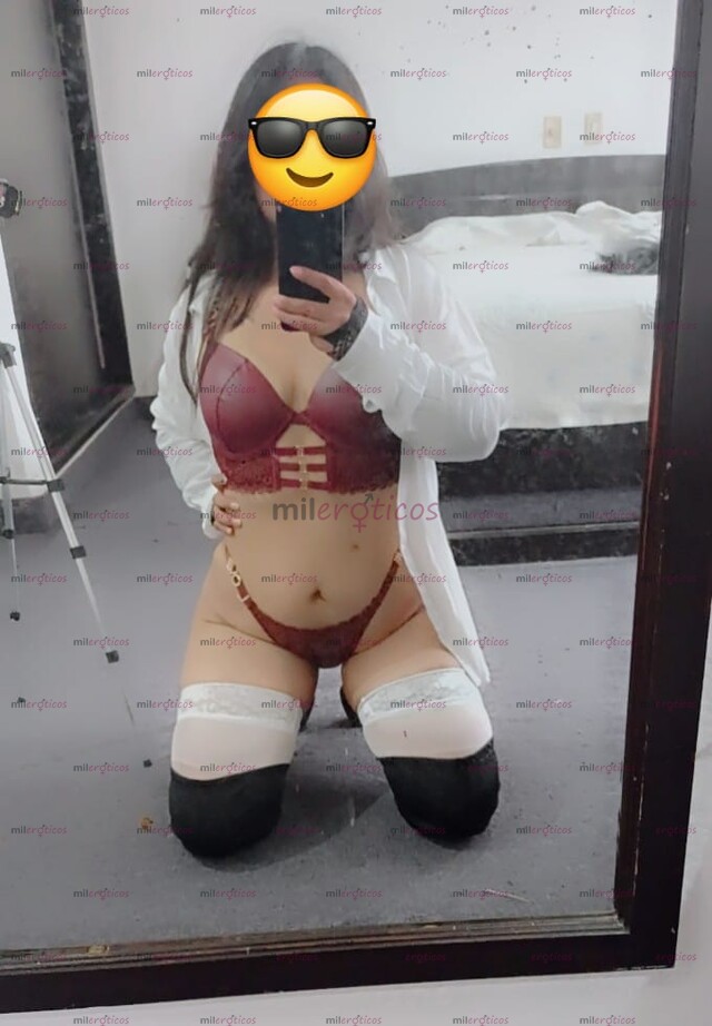 FOTOS DE TUS MANOS EN MIS NALGAS, PONME EN CUATRO Y HAZME GEMIR BB