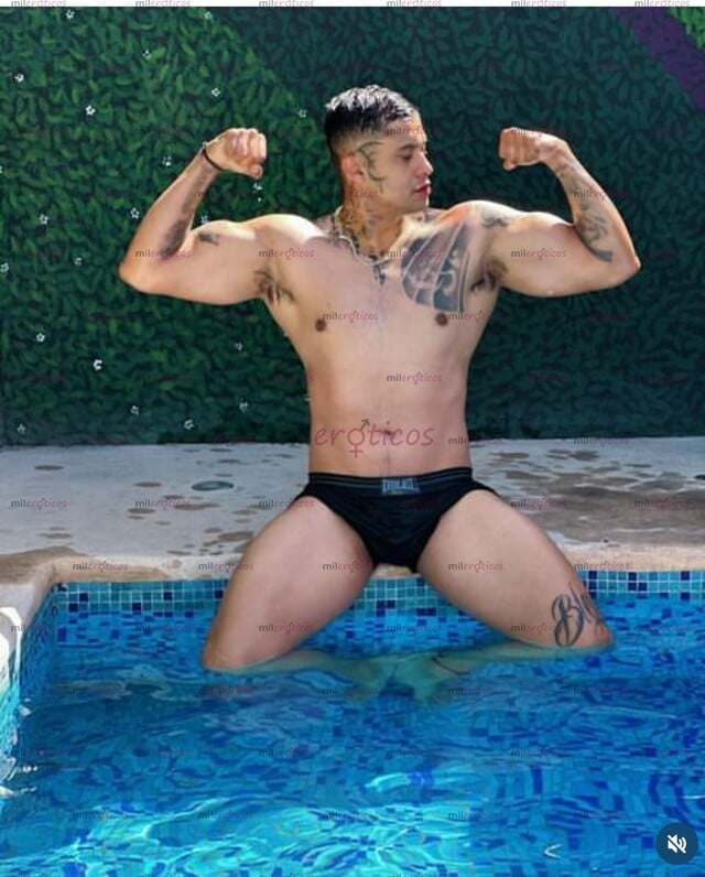 FOTOS DE 1:90 DE ESTATURA CUERPO GROTESCO VERGA DE 20 CM