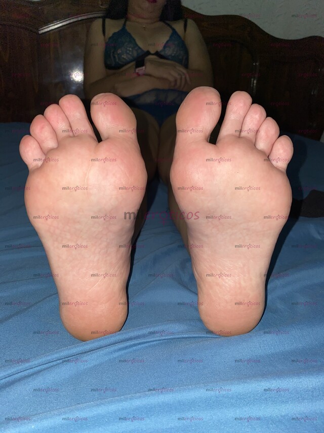 FOTOS DE SERVICIO DE ADORACIÓN DE PIES Y VENTA DE CONTENIDO DE PIES