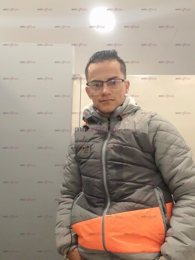 FOTOS DE JAIR 100%ACTIVO LISTO PARA CUMPLIR TUS FANTASÍAS 100%