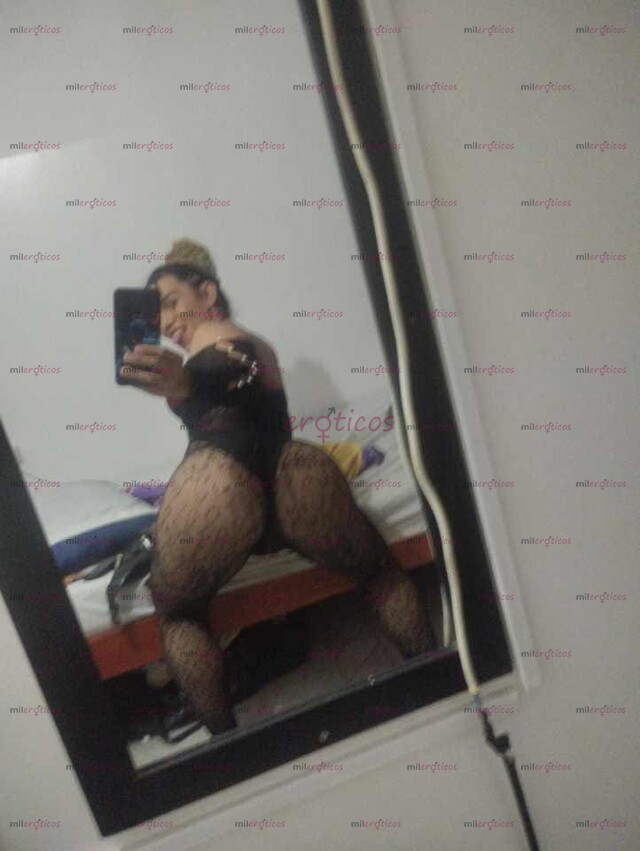 FOTOS DE BUENA MONA LECHERA GARGATA PROFUNDA DISPUESTA A COMPLACER TU FESTICHE