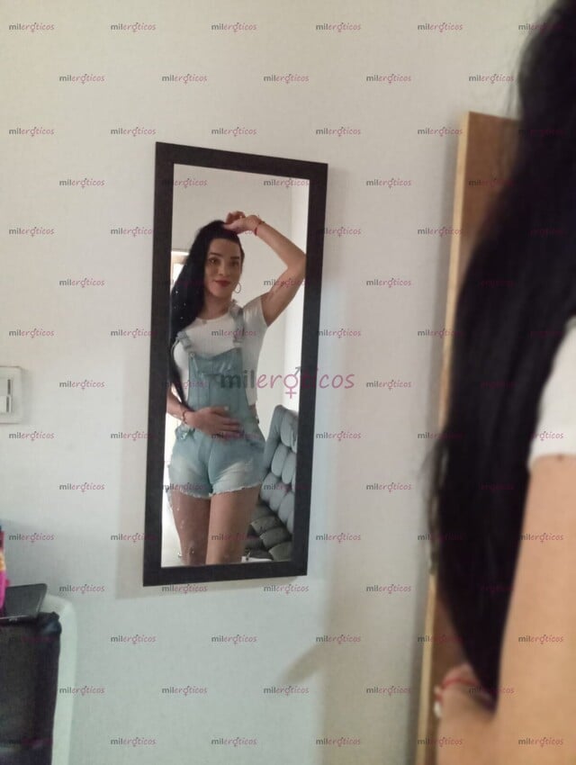 FOTOS DE HOMBRES HECTEROS DESEOSO DE UNA FANTASÍA TRANS LO TENGO TODO AMALIA TOP