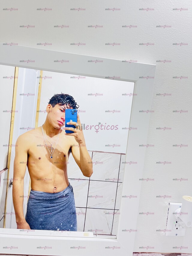 FOTOS DE JOVEN 18 AÑOS VERATIL CON DISPONABILIDAD