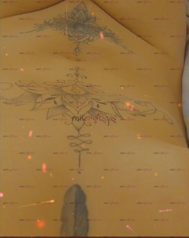 FOTOS DE PAOLA MILF CON GANAS DE COGERTE ANAL INCLUIDO LLAMA PAPI