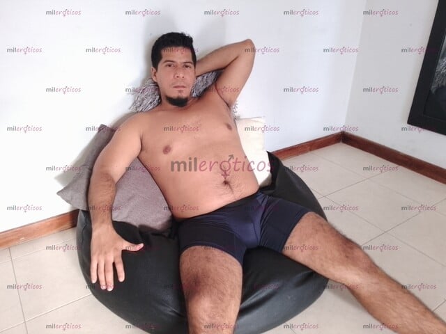 FOTOS DE MACHO ARRECHO MORBOSO PELUDO ÚLTIMOS DÍAS EN MEDELLÍN .