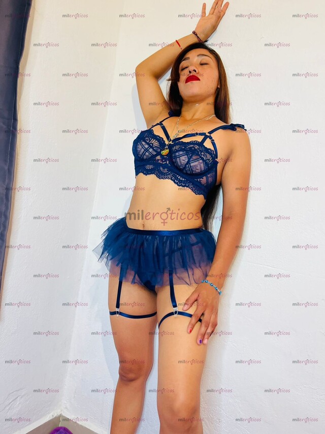 FOTOS DE ARDIENTE MORENA CON GANAS DE COMPLACERTE MI AMOR