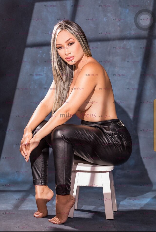 FOTOS DE EXCLUSIVA RUBIA PAISA RECIEN LLEGADA DISPONIBLE CON SITIO AL NORTE