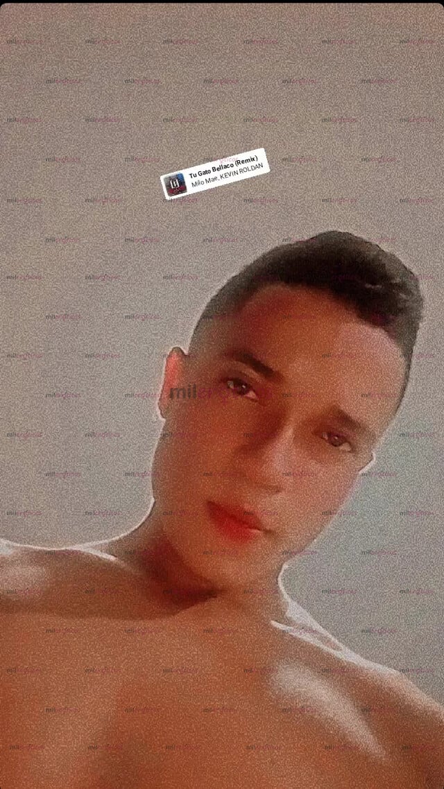 FOTOS DE SOY UN JOVEN POLLO MUY MORBOSO Y FETICHISTA ,ME GUSTA COMPLACER