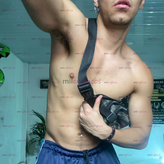 FOTOS DE JOVEN DE 21 AÑOS DOTADO , DOMINANTE Y MASCULINO PARA TI !!!