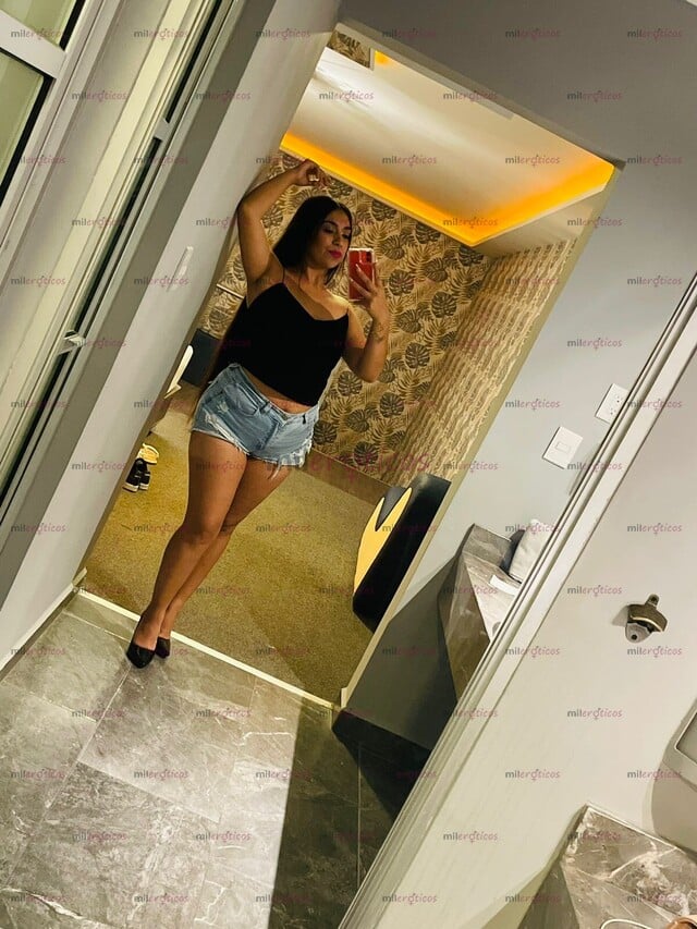 FOTOS DE HOLA BEBE MI NOMBRE ES DIANITA TENGO 20 AÑOS Y LA PASAREMOS GENIAL