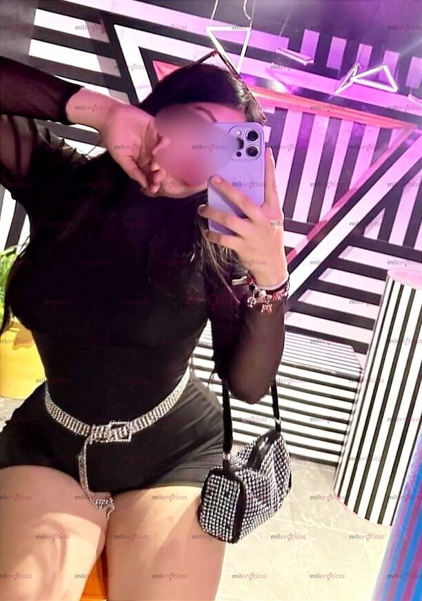 FOTOS DE BONITA Y COMPLACIENTE CHICA DISPUESTA A TODO!!!!!