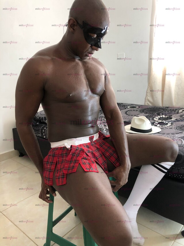 FOTOS DE MASAJISTA CULON Y ARRECHO CON GANAS DE COMPLACERTE