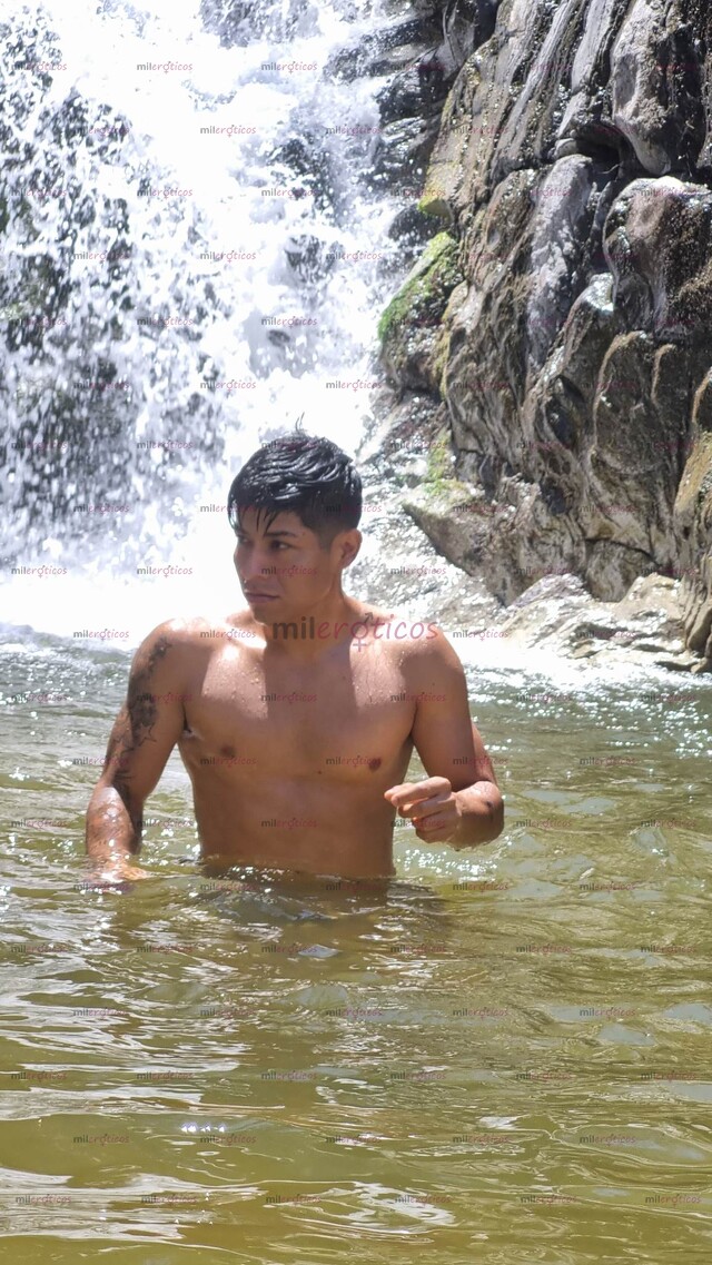 FOTOS DE HOLA SOY LOGAN TENGO 22 SOY FIESTERO Y AGUANTADOR, EXCELENTE IMAGEN Y LIMPIEZA,