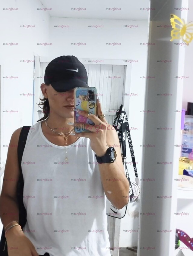 FOTOS DE CHICO COMPLACIENTE SERÉ TU MEJOR MOMENTO 3183754894