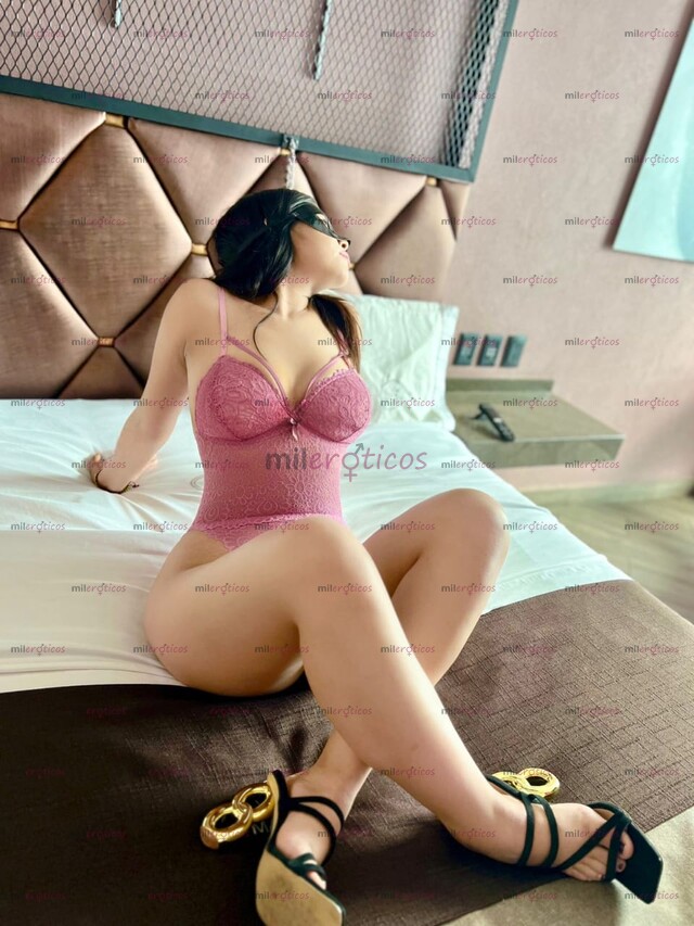 FOTOS DE 19 AÑITOS UNIVERSITARIA INDEPENDIENTE PETTIT APRIETO RIQUISIMO