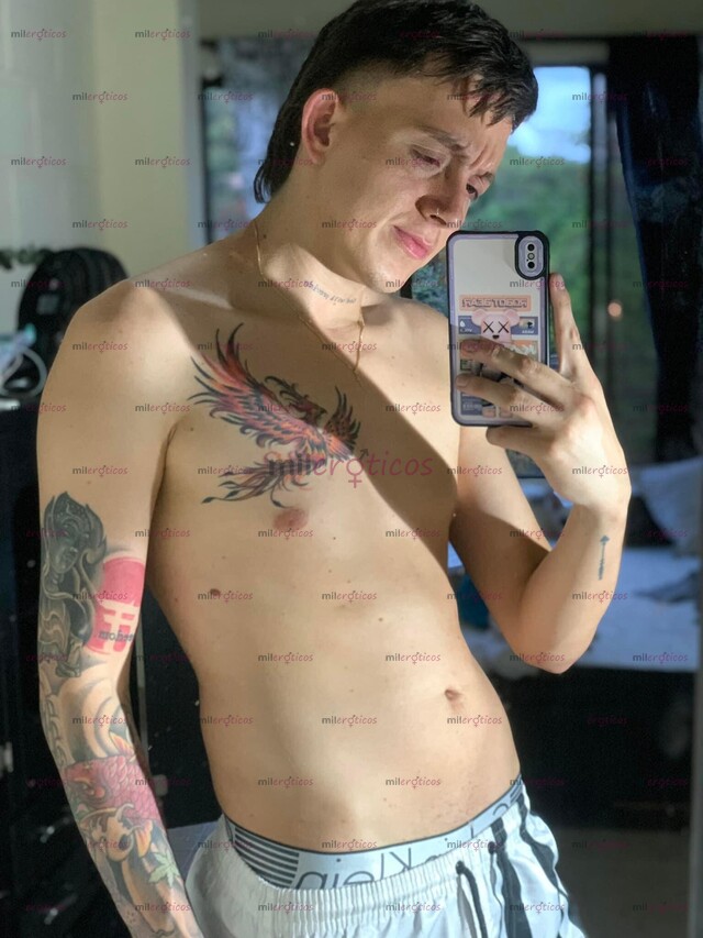 FOTOS DE JOVEN DELGADO, NUEVO EN LA CIUDAD DISPONIBLE 24 7