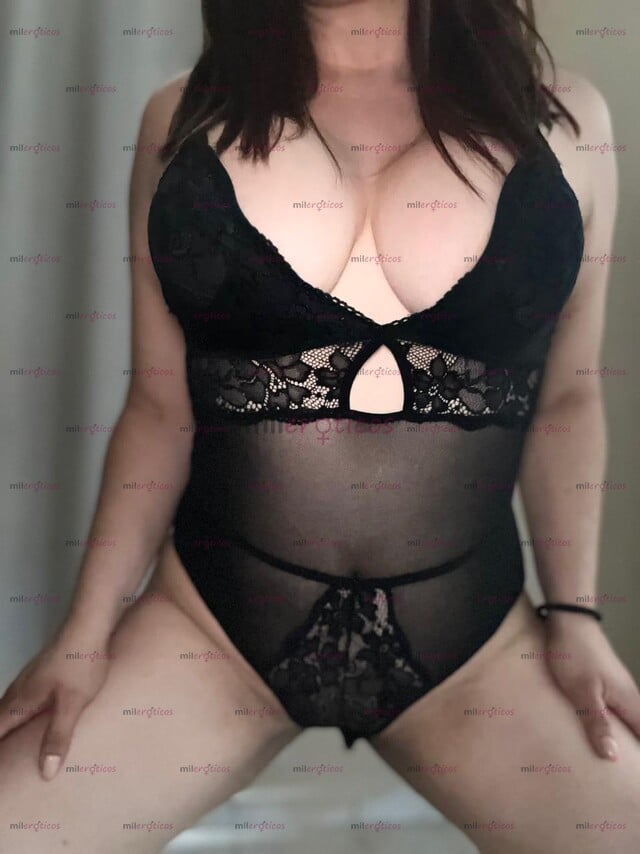 FOTOS DE CHICA DE PIEL BLANCA TERSA Y SUAVE, TENGO PERRITO QUE TE VA A MORDER RIQUÍSIMO