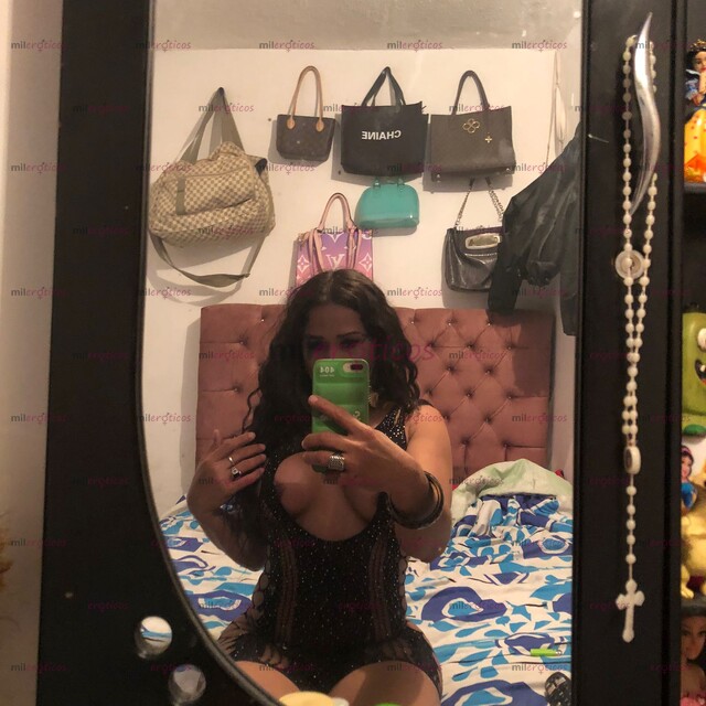 FOTOS DE MORENA DELICIOSA CON GANAS DE VERGA Y MUCHA LECHE. ME MUERO POR TU VERGA .
