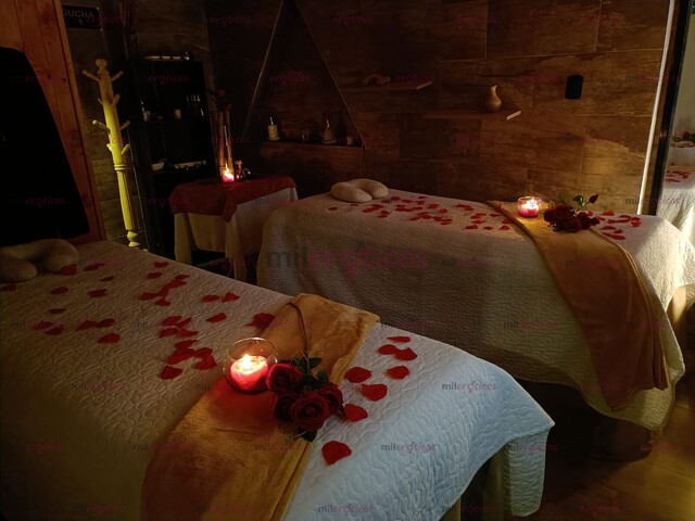 FOTOS DE ARE YOU LOOKING FOR A RICH AND DELICIOUS MASSAGE FOR YOURSELF?