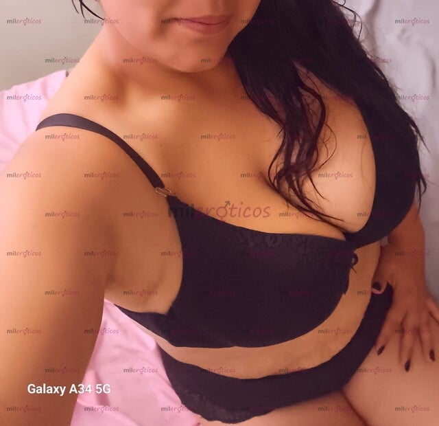 FOTOS DE DULCE APASIONADA, JUGUETONA, AMOROSA, DESEOSA DE UNA VERGA QUE ME DE PLACER