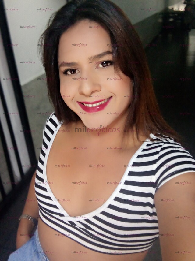 FOTOS DE LÍA DE LOS ANGELES HE VUELTO MAS SEXY....